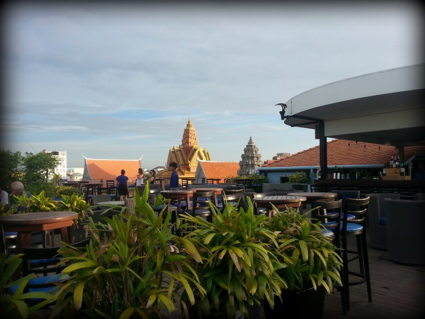 vue du rooftop Phnom Penh