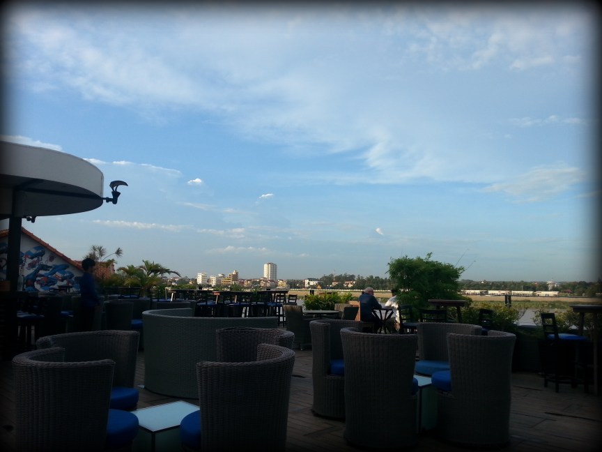 vue du rooftop Phnom Penh